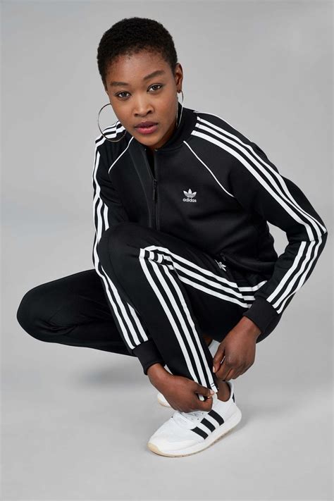 women original adidas tracksuit set.